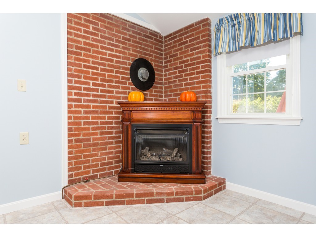 45 Richardson Street Rochester, NH 03867 - Photo 14 of 35