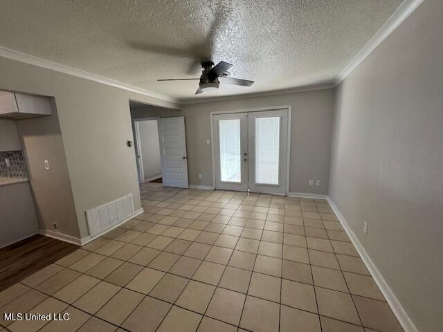 2225 Old Popp's Ferry Road Biloxi, MS 39532 - Photo 3 of 14 IMG_6969