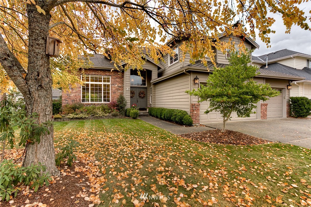 10266 Southeast 185th Place Renton, WA 98055 - Photo 2 of 23