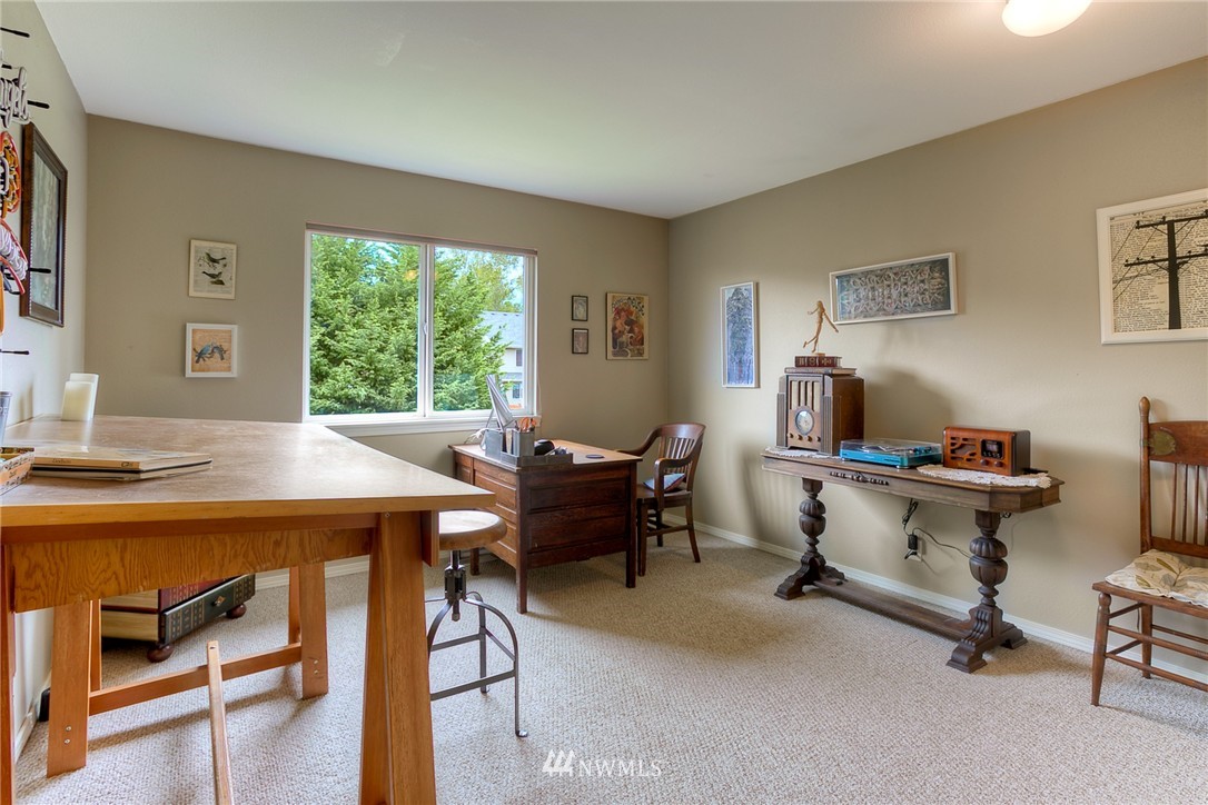 10266 Southeast 185th Place Renton, WA 98055 - Photo 17 of 23