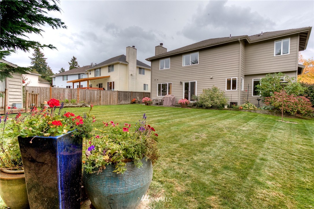 10266 Southeast 185th Place Renton, WA 98055 - Photo 21 of 23