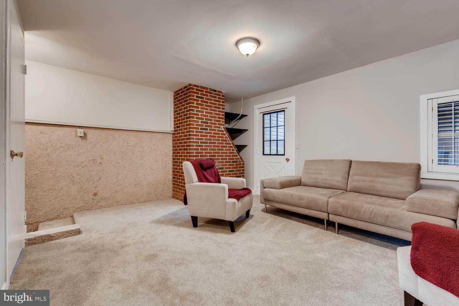 2415 Sunset Farm Road Ellicott City, MD 21042 - Photo 24 of 32 Accessory unit Den area