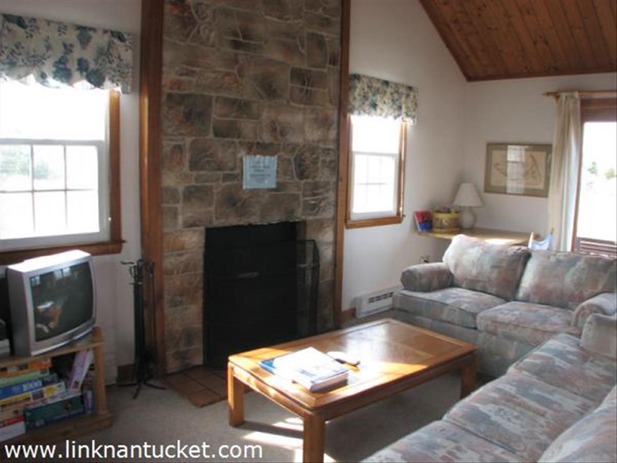 67 Starbuck Road Nantucket, MA 02554 - Photo 3 of 10 Gallery Image 3