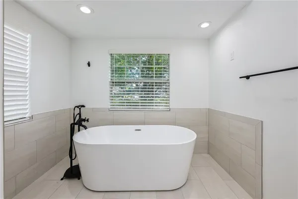 $619,000 | 1966 Westbourne Drive, Oviedo, FL 32765