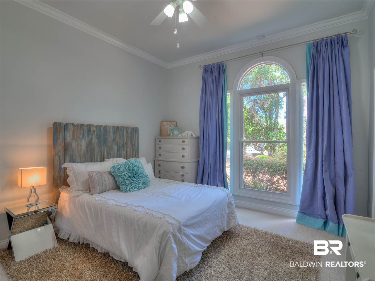 107 Pinetop Circle West Fairhope, AL 36532 - Photo 18 of 32 Guest Bedroom