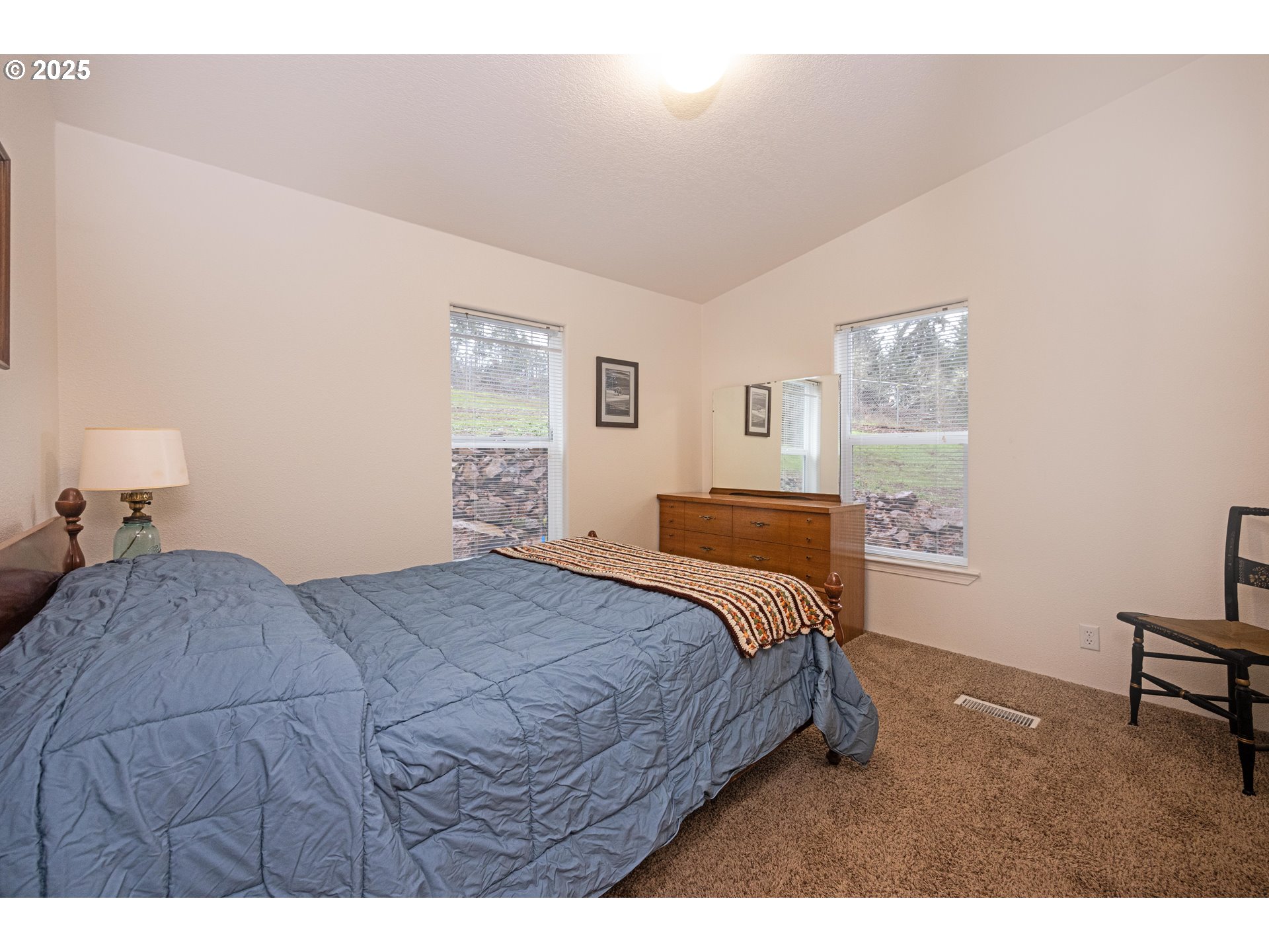 40088 Reuben Leigh Road Lowell, OR 97452 - Photo 18 of 36 Gallery Image 18