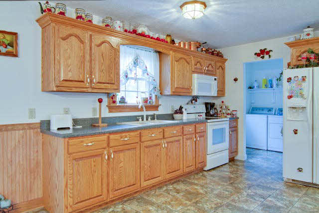 2075 Fleeburg Road Shenandoah, VA 22849 - Photo 6 of 18 Gallery Image 6