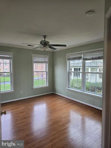 a view of livingroom with hardwood floor