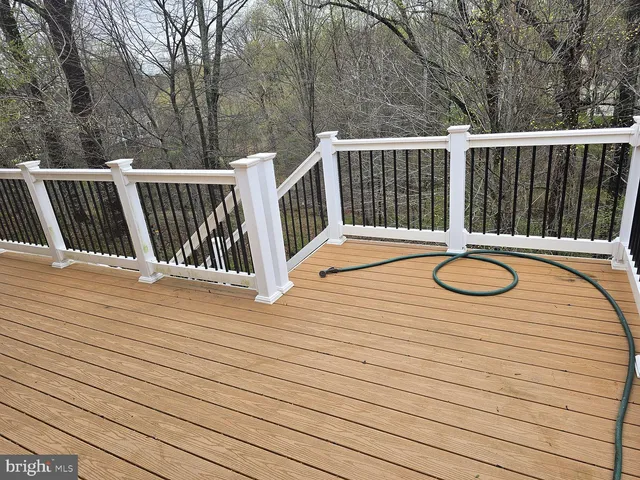 a house view with a outdoor space