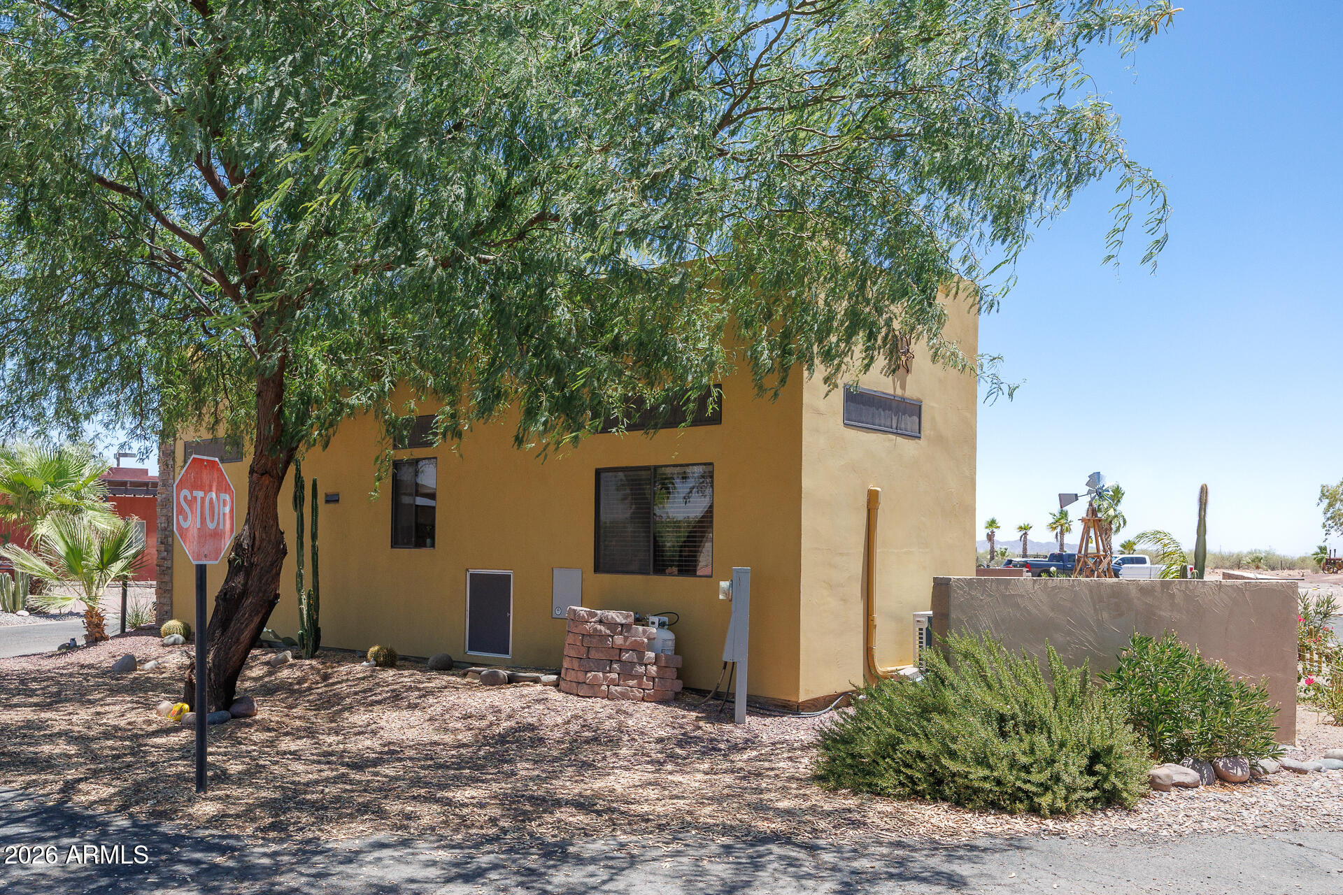 3290 South Montgomery Road, Unit 10 Casa Grande, AZ 85193 - Photo 7 of 24 3290 S Montgomery Unit 10 - Back Left