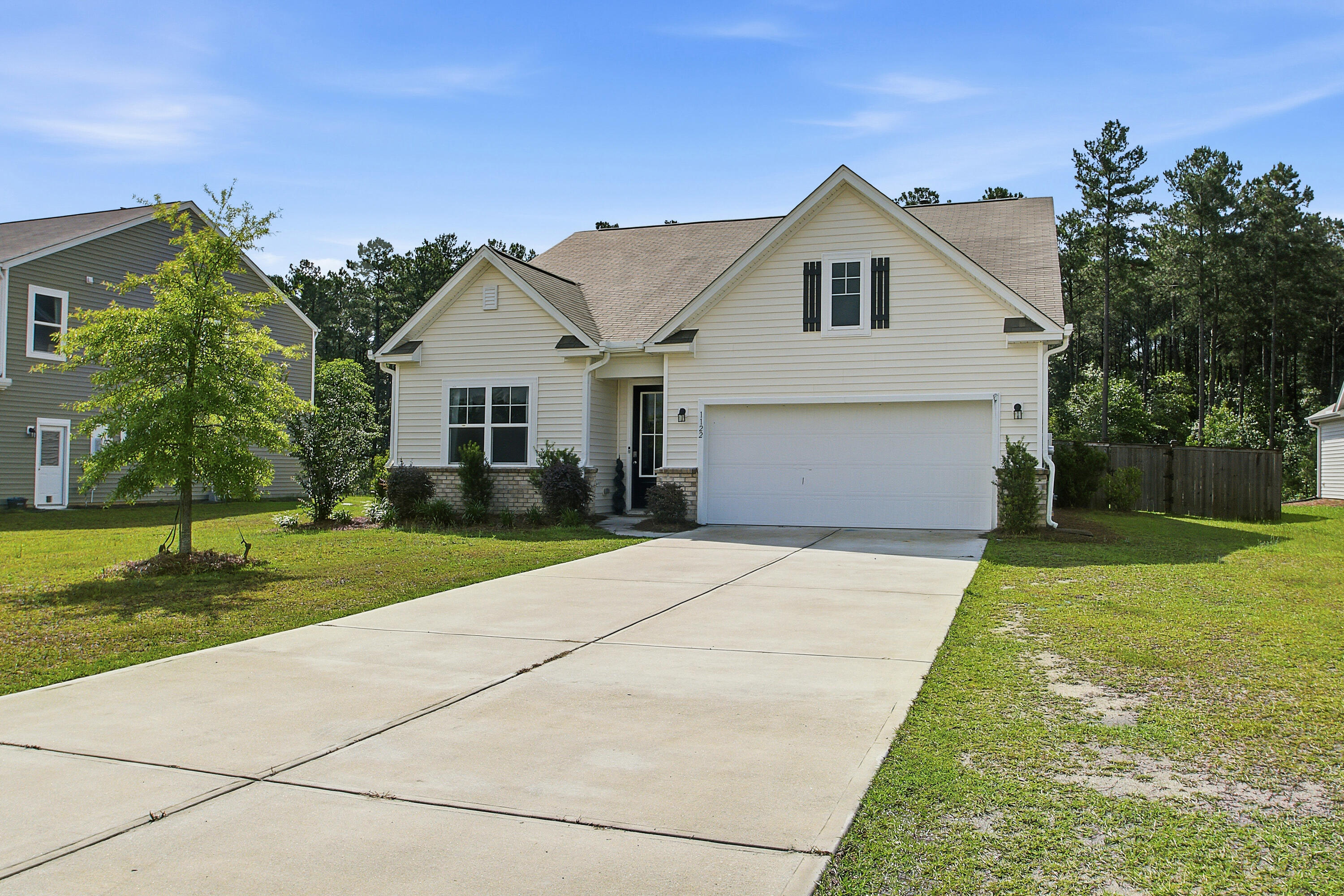 1122 Wading Point Boulevard Huger, SC 29450 - Photo 4 of 68