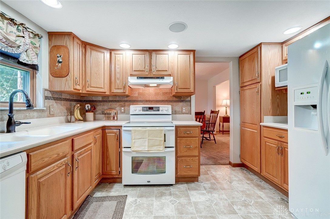 5836 Rockingham Drive Centerville, OH 45429 - Photo 13 of 41 Gallery Image 13