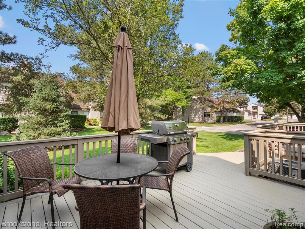 564 Victoria Court Rochester Hills, MI 48307 - Photo 35 of 40