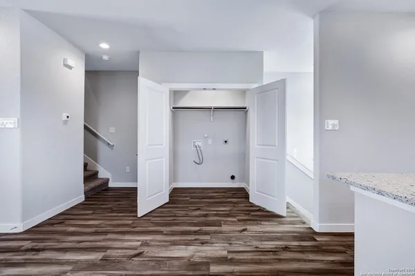 $2,095 | 614 Errol Street, Unit 101, San Antonio, TX 78216