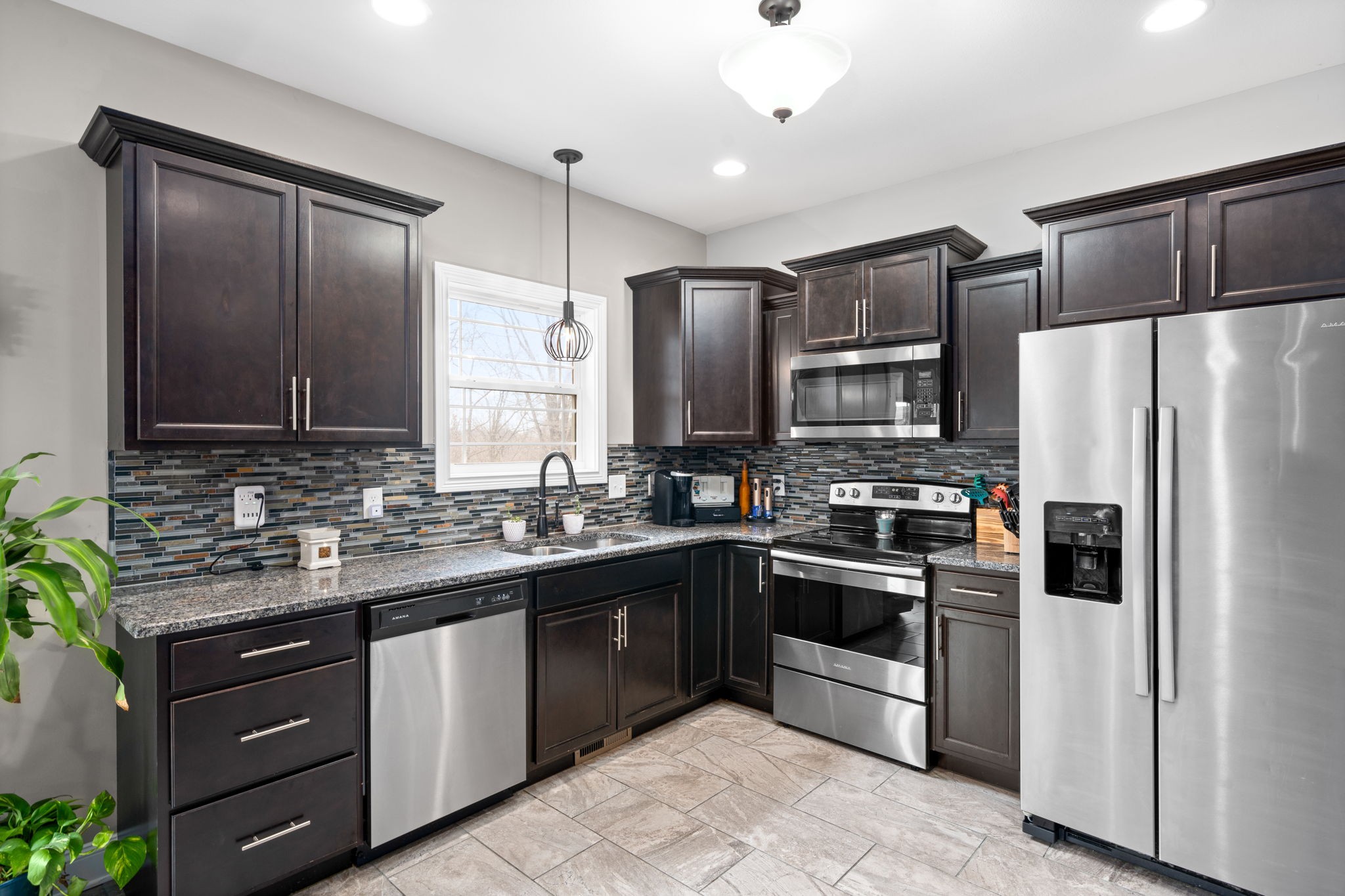 1823 Rains Road Clarksville, TN 37042 - Photo 8 of 21 Gallery Image 8