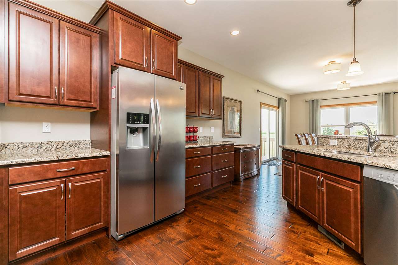 2878 Arabian Road Alburnett, IA 52202 - Photo 8 of 41 Gallery Image 8