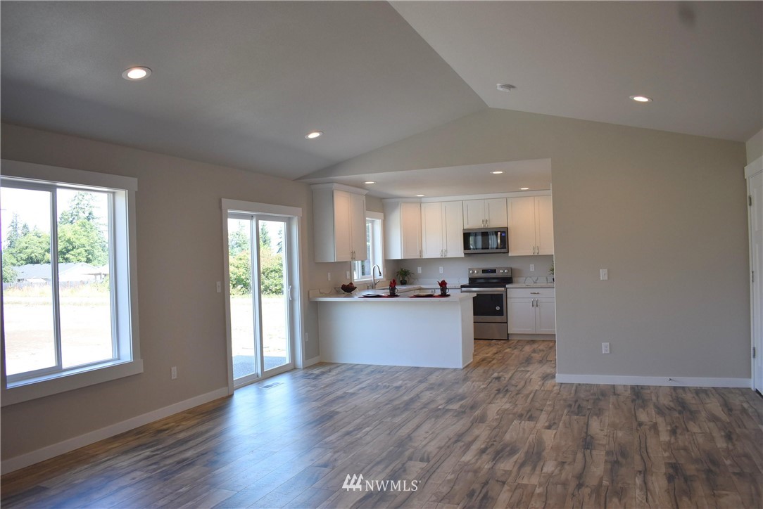 595 East Mountain View Road Camano Island, WA 98282 - Photo 3 of 14