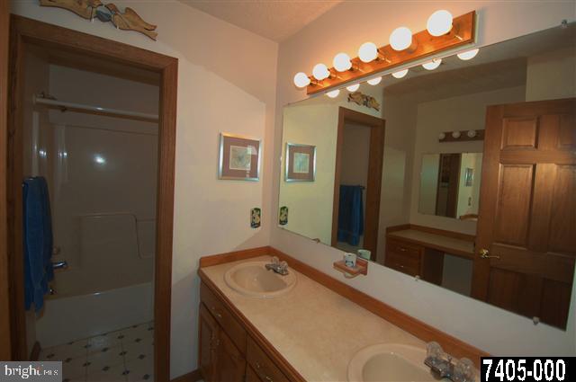 3762 Eagle Ridge Court Hanover, PA 17331 - Photo 9 of 13 Gallery Image 9