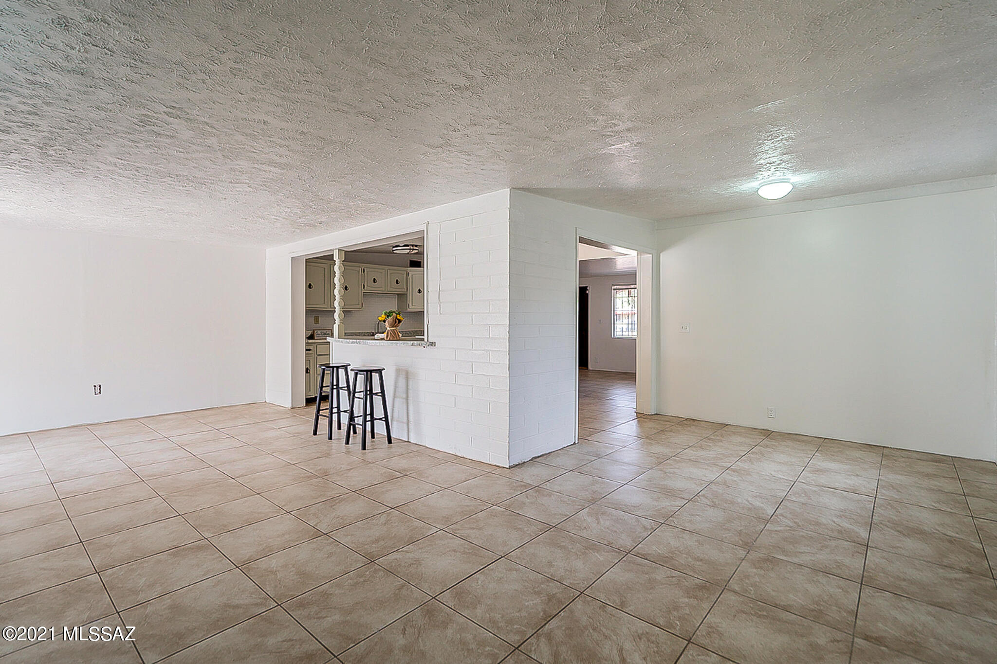 1307 West Kleindale Road Tucson, AZ 85705 - Photo 9 of 22