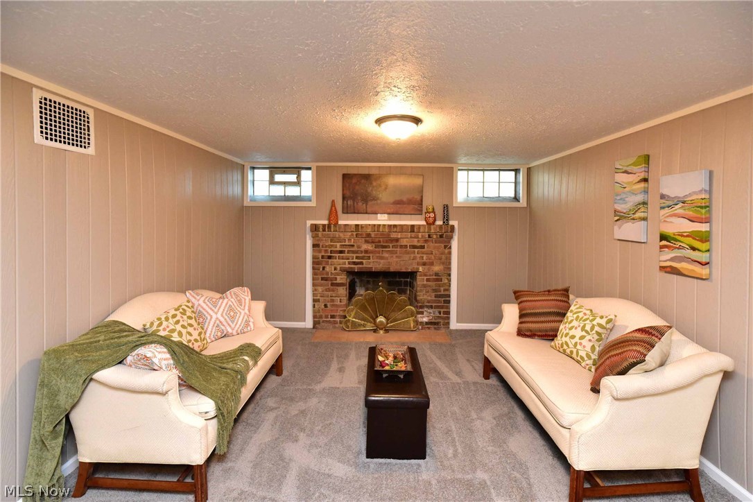 1313 Winston Road Cleveland, OH 44121 - Photo 22 of 25
