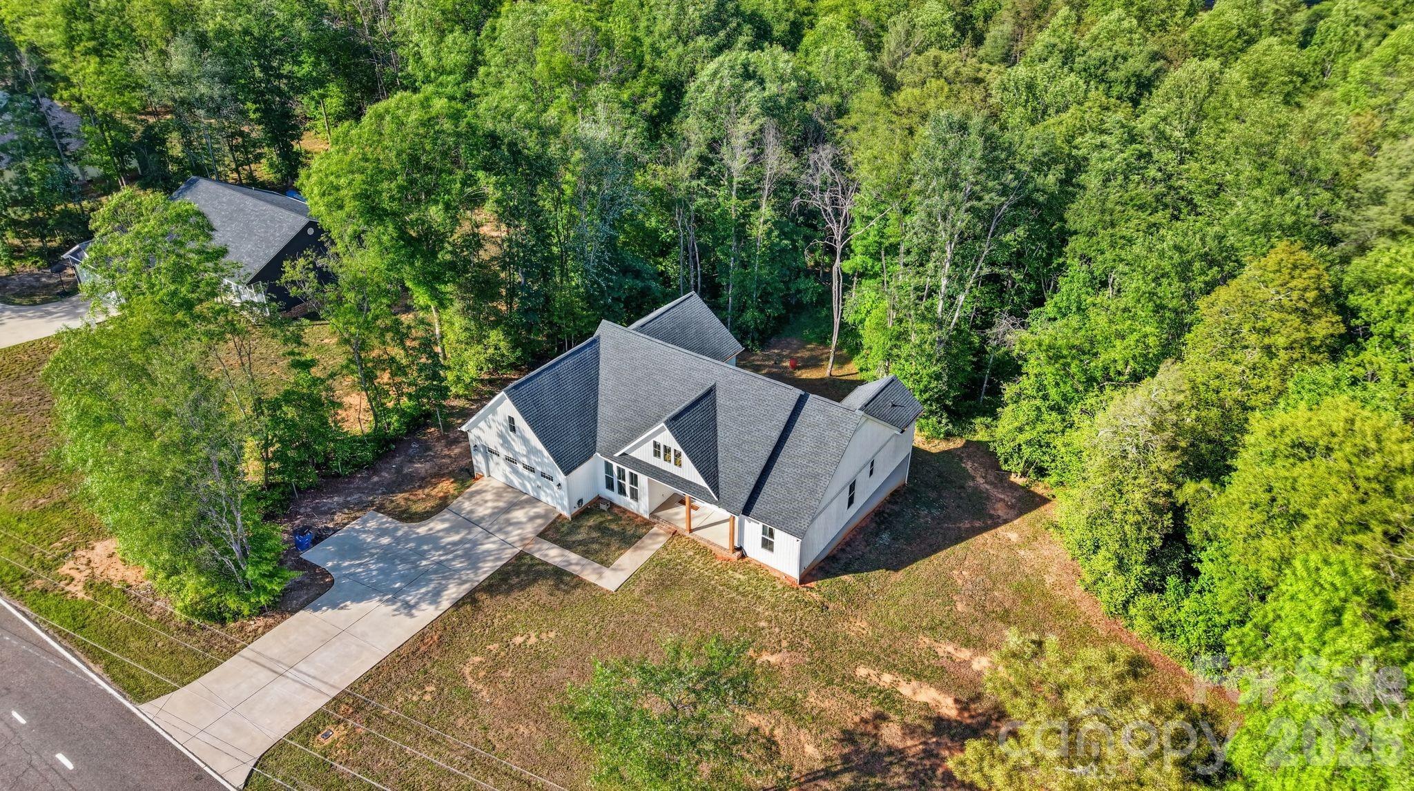 1182 Cape Hickory Road Hickory, NC 28601 - Photo 3 of 48