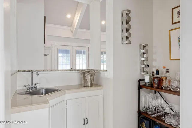 $700,000 | 206 Woodrich Lane, Lafayette, LA 70507