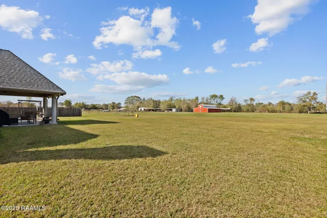 $700,000 | 206 Woodrich Lane, Lafayette, LA 70507