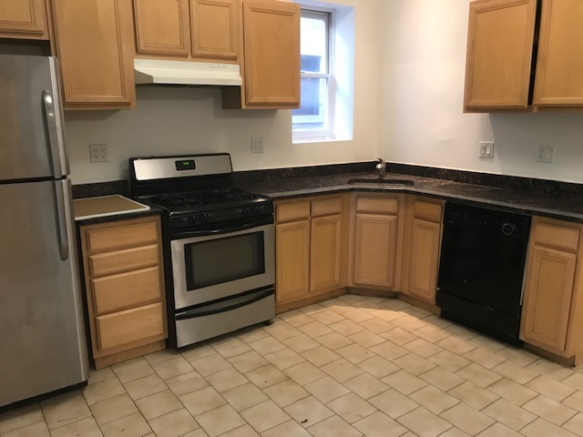 717 West Roscoe Street, Unit 1 Chicago, IL 60657 - Photo 6 of 20
