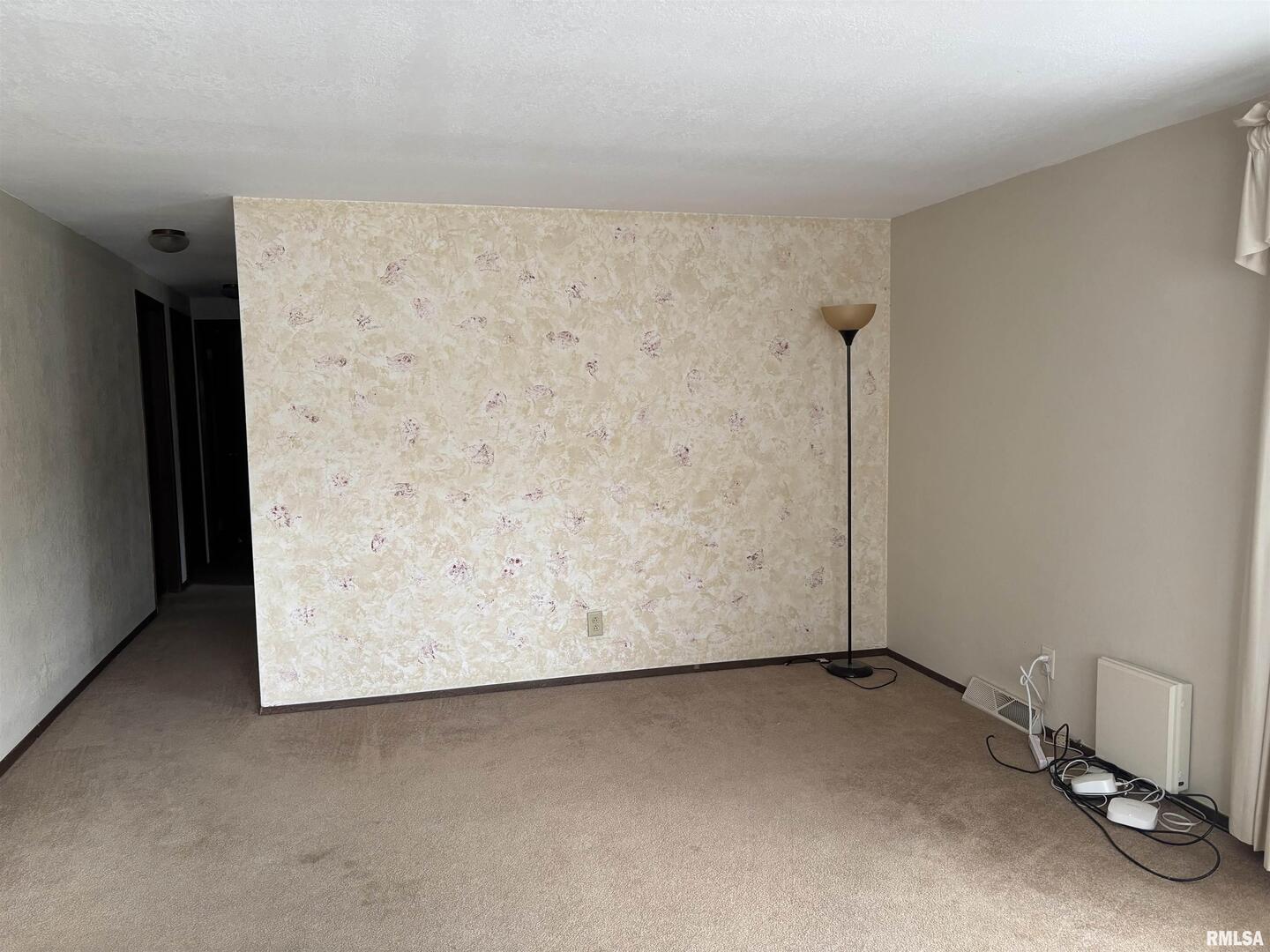 418 East Division Street Kewanee, IL 61443 - Photo 19 of 72