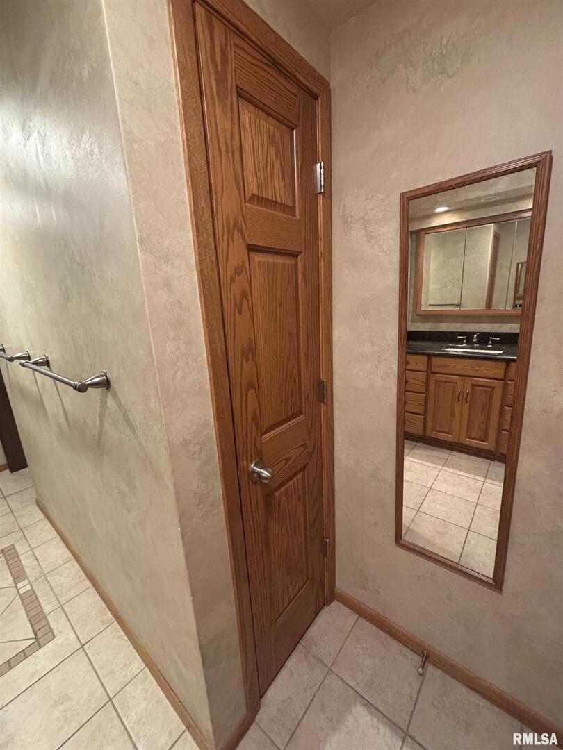 418 East Division Street Kewanee, IL 61443 - Photo 27 of 72