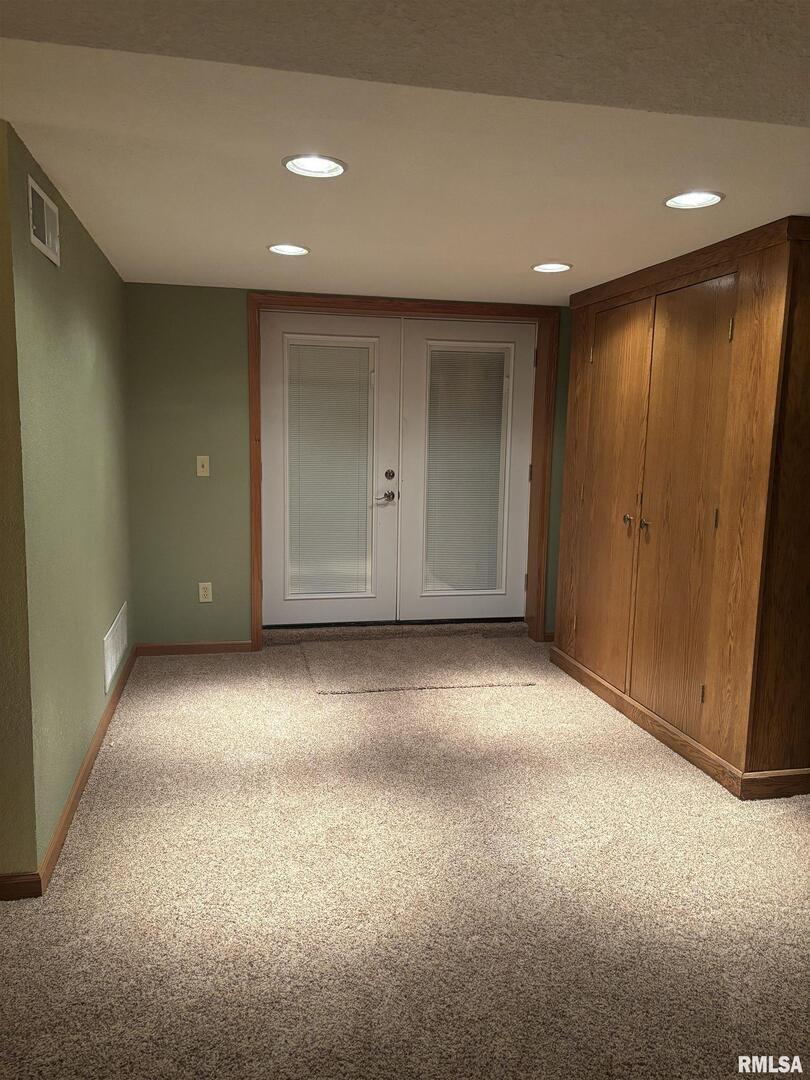 418 East Division Street Kewanee, IL 61443 - Photo 51 of 72