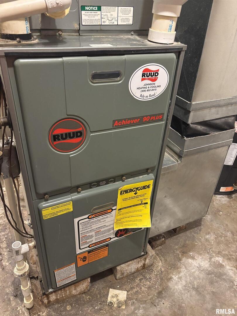 418 East Division Street Kewanee, IL 61443 - Photo 60 of 72 a view of washer and dryer