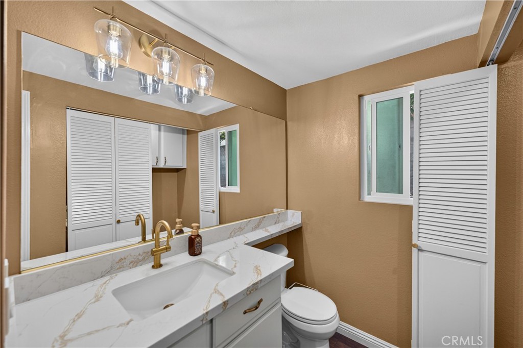 6156 Callaway Place Rancho Cucamonga, CA 91737 - Photo 23 of 53 Downstairs Bathroom