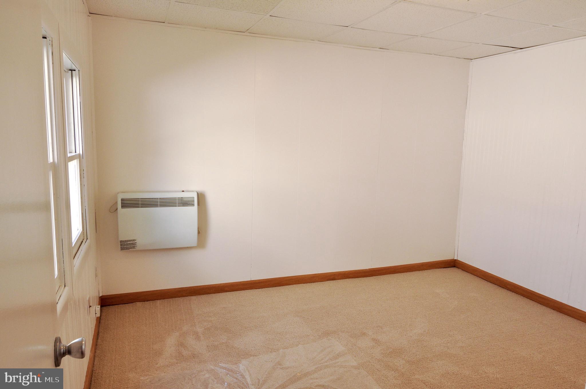 216 Clyde Avenue Baltimore, MD 21227 - Photo 29 of 64 Dining Room/ Office