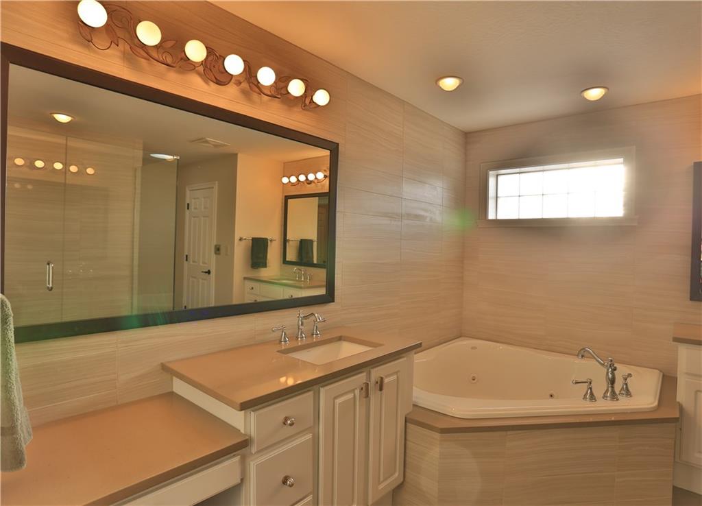 10208 Springstone Road McCordsville, IN 46055 - Photo 12 of 24