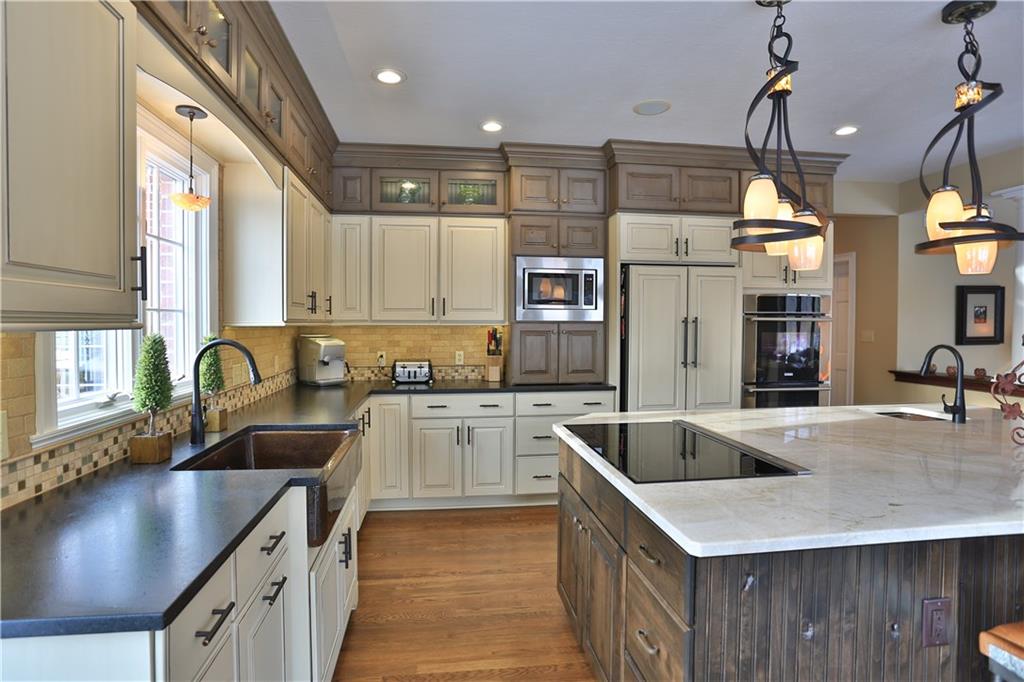 10208 Springstone Road McCordsville, IN 46055 - Photo 3 of 24