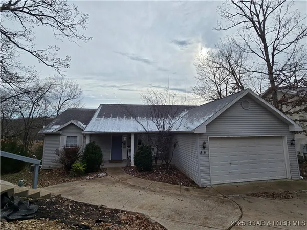 $399,000 | 316 Albany Drive, Lake Ozark, MO 65049
