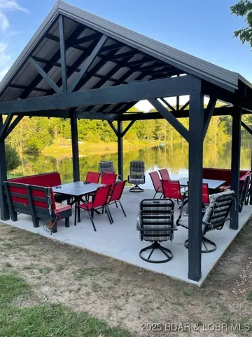 $450,000 | 316 Albany Drive, Lake Ozark, MO 65049