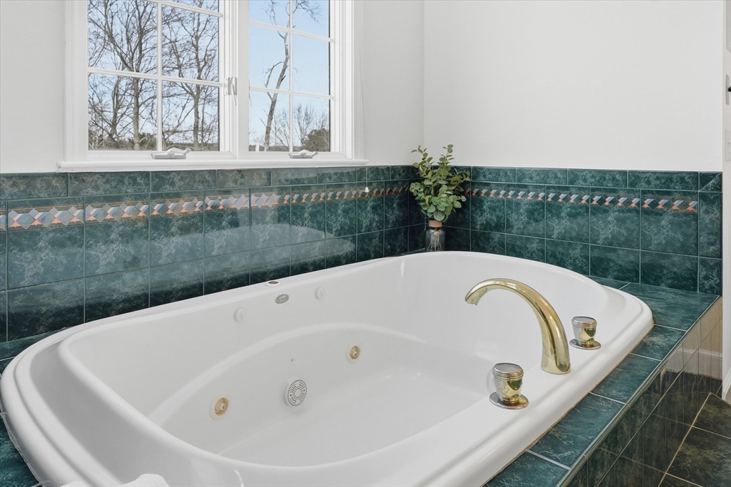 15 Jacob Amsden Road Westborough, MA 01581 - Photo 27 of 42