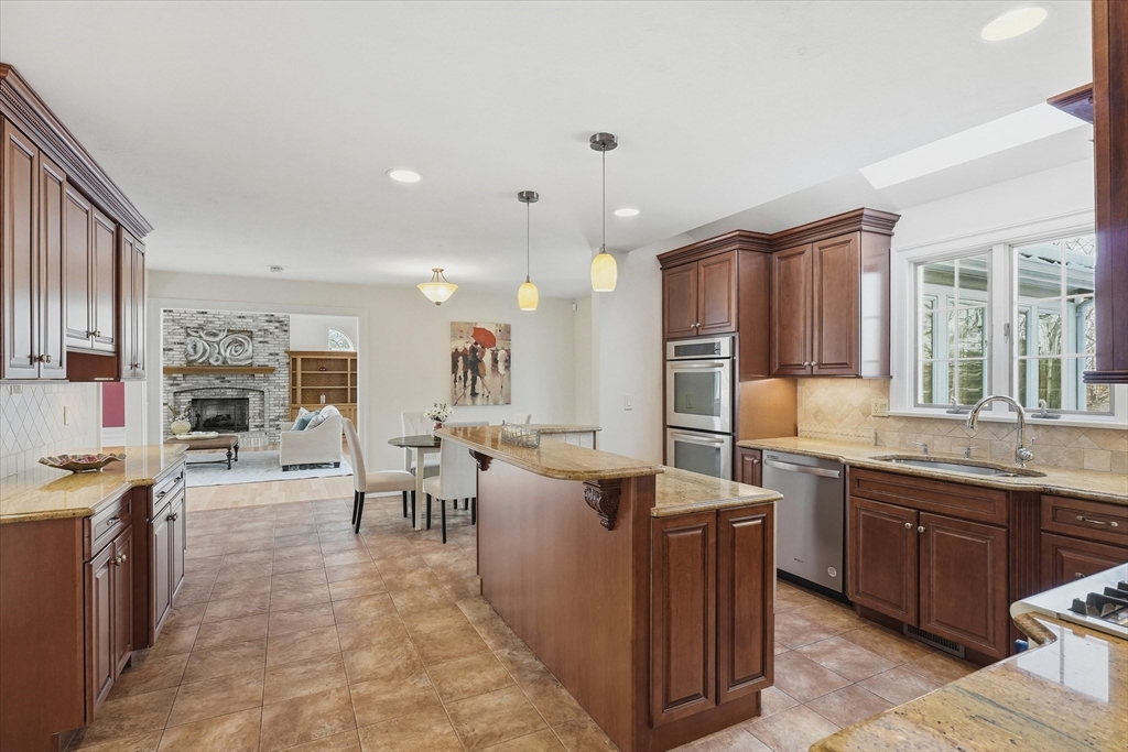 15 Jacob Amsden Road Westborough, MA 01581 - Photo 10 of 42