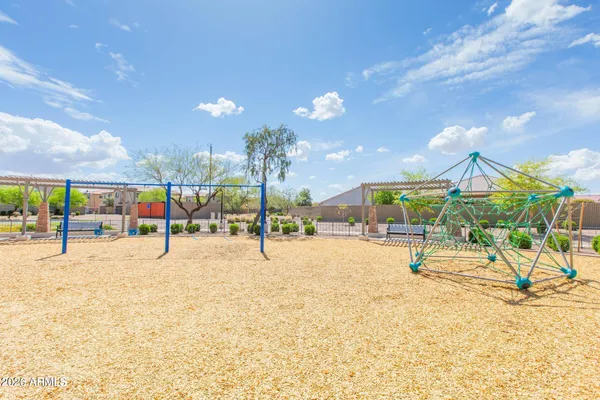 $999,999 | 747 East Charlevoix Avenue, Gilbert, AZ 85297