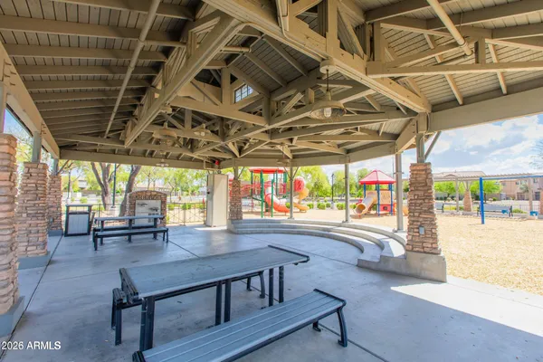 $999,999 | 747 East Charlevoix Avenue, Gilbert, AZ 85297