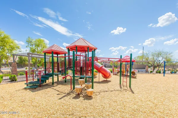 $999,999 | 747 East Charlevoix Avenue, Gilbert, AZ 85297