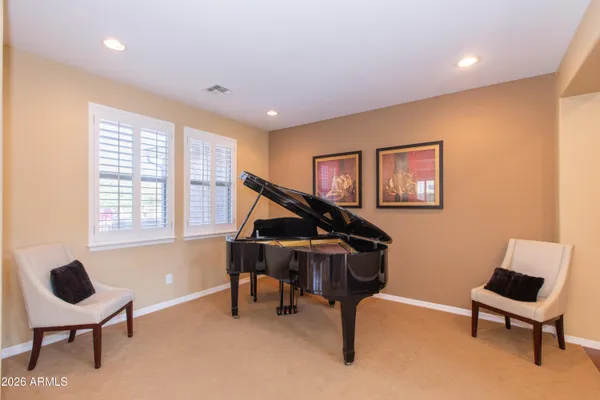 $999,999 | 747 East Charlevoix Avenue, Gilbert, AZ 85297