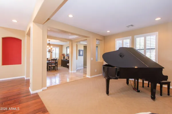 $999,999 | 747 East Charlevoix Avenue, Gilbert, AZ 85297