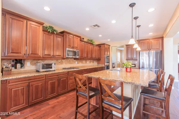 $999,999 | 747 East Charlevoix Avenue, Gilbert, AZ 85297