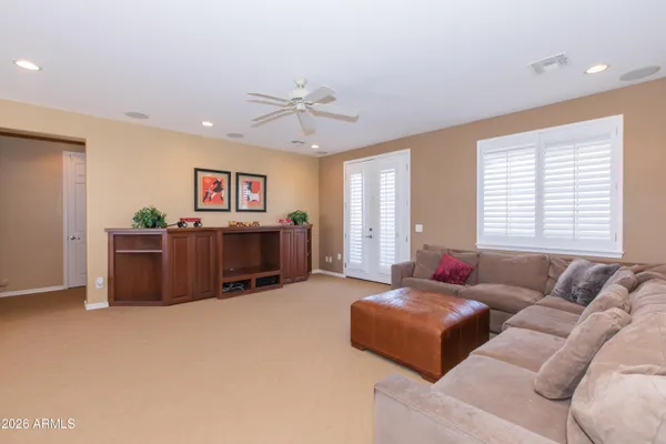 $999,999 | 747 East Charlevoix Avenue, Gilbert, AZ 85297