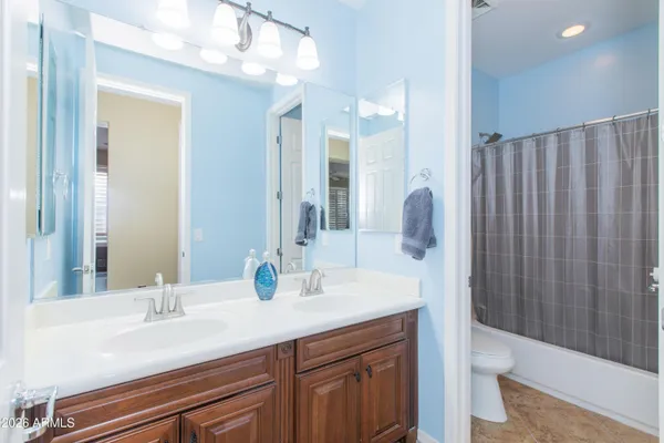 $999,999 | 747 East Charlevoix Avenue, Gilbert, AZ 85297