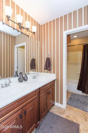 $999,999 | 747 East Charlevoix Avenue, Gilbert, AZ 85297