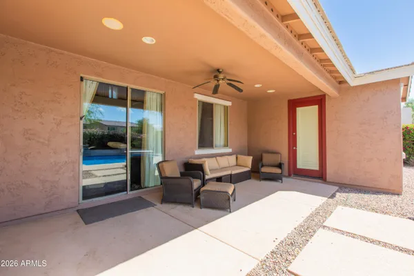 $999,999 | 747 East Charlevoix Avenue, Gilbert, AZ 85297